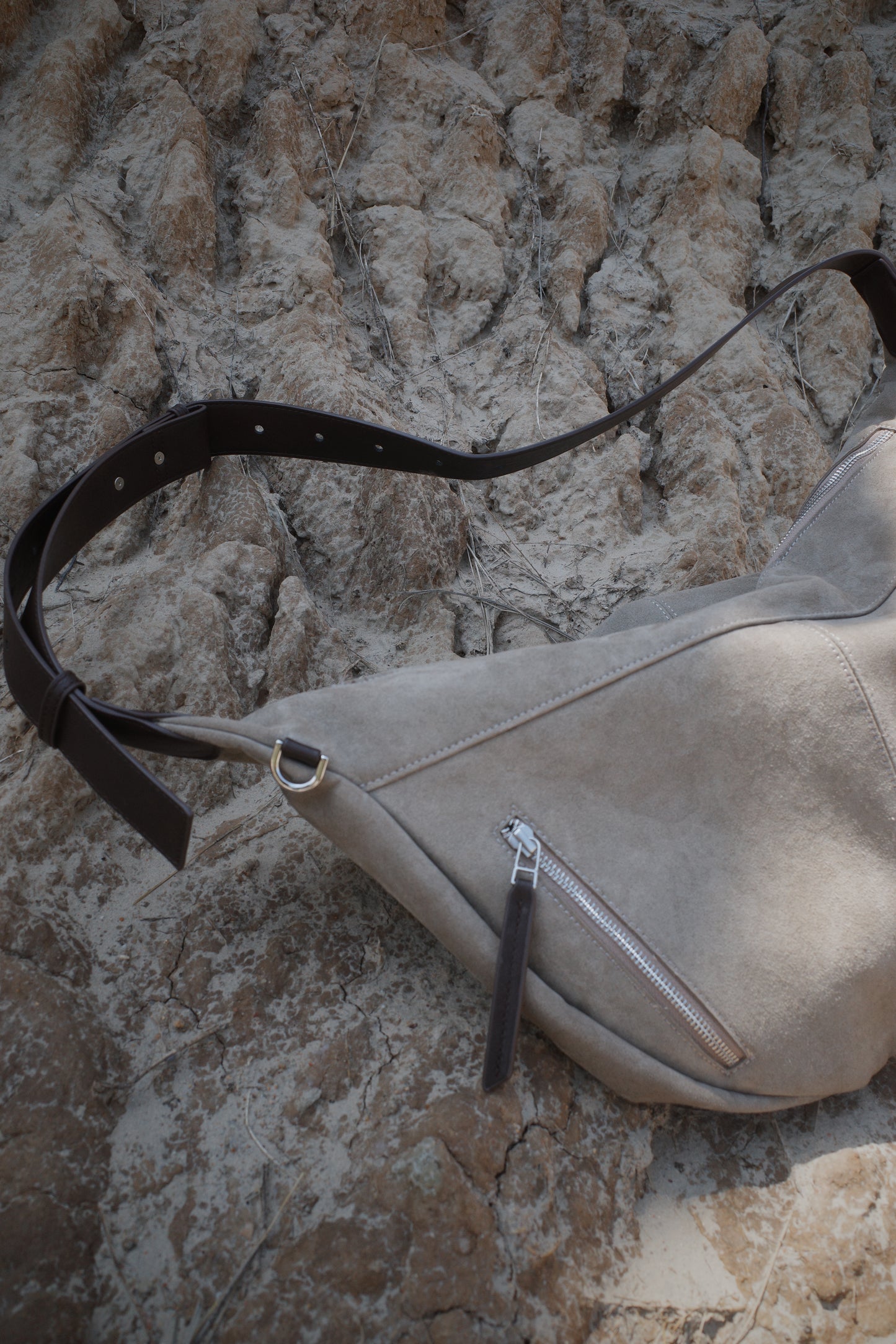 environe / A18 SUEDE DUMPLING BAG
