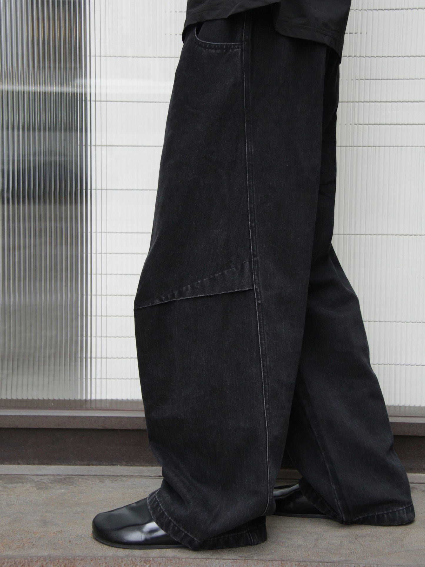 environe / P15.1 HAKAMA JEANS