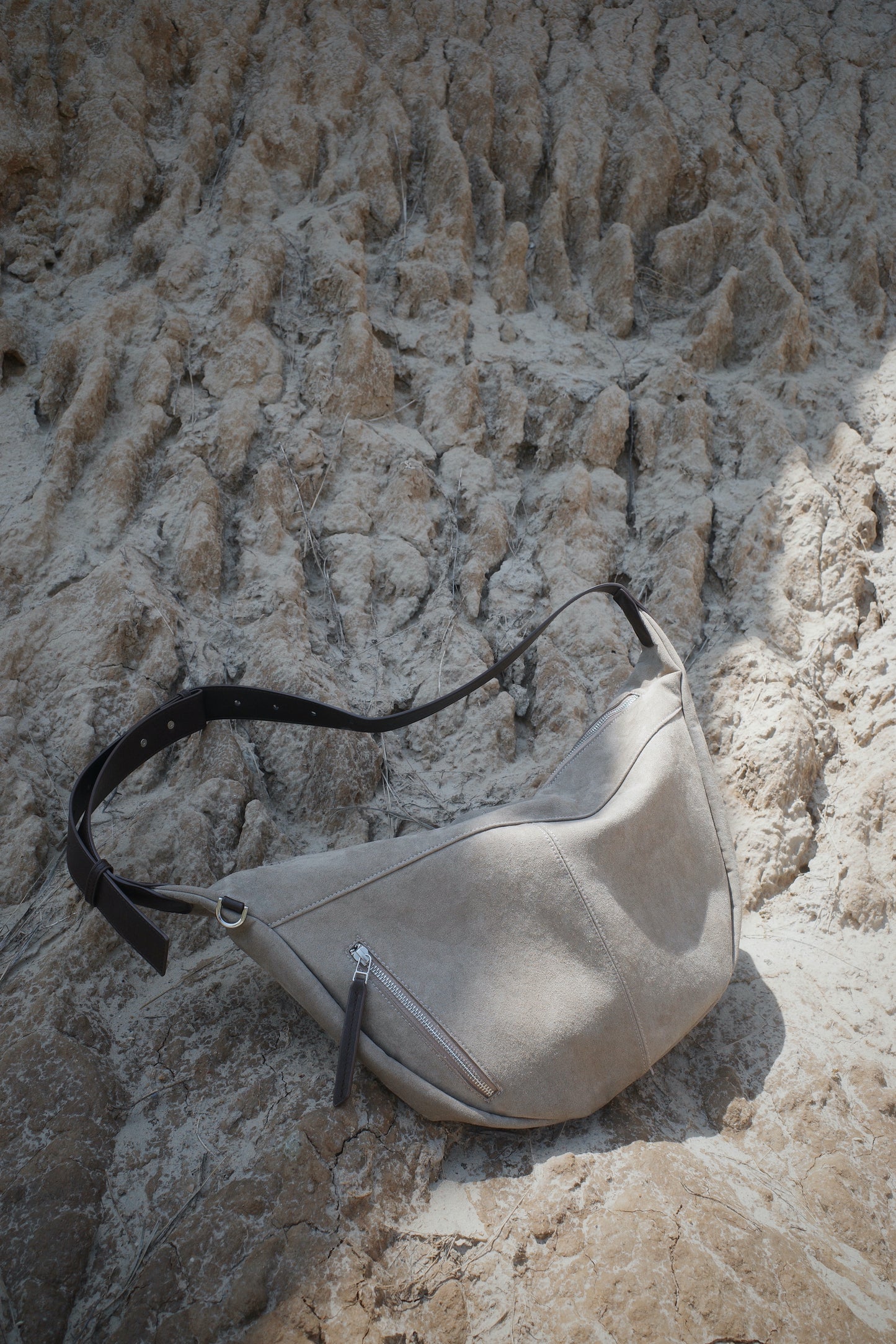 environe / A18 SUEDE DUMPLING BAG